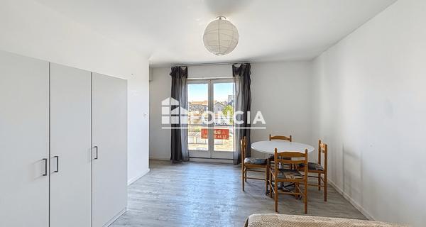 Location Studio meublé 25.3 m² - Clermont-ferrand 63000