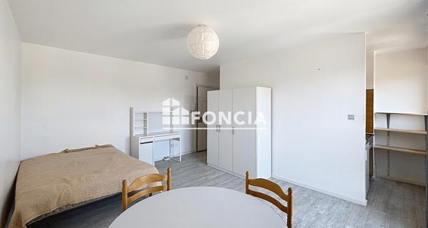 Location Studio meublé 25.3 m² - Clermont-ferrand 63000