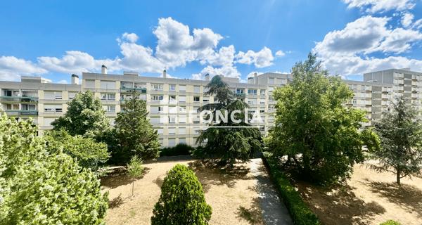 Location Appartement meublé 3 pièces 69.37 m² - Oullins 69600