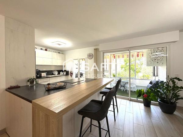 T3 comme neuf avec cave, parking et garage