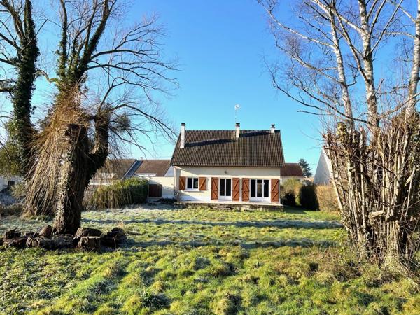 Pavillon 5 pièces (4 chambres) sur terrain de 1340 m² à PONTCARRE (77)