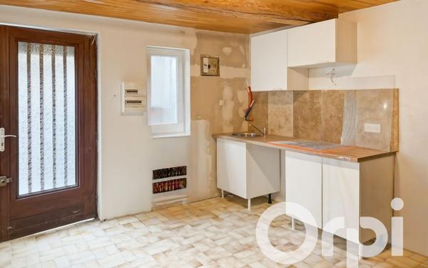 Maison à vendre    2 pièces •  Beaucaire