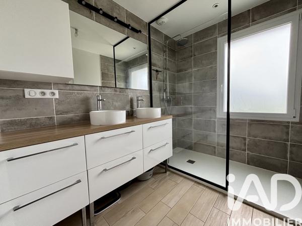 Maison à vendre 5 pièces 94 m² Nueil-les-Aubiers