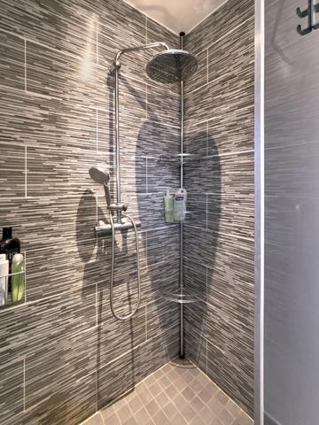 Maison récente de 2017 – 127 m² habitables avec garage et atelier