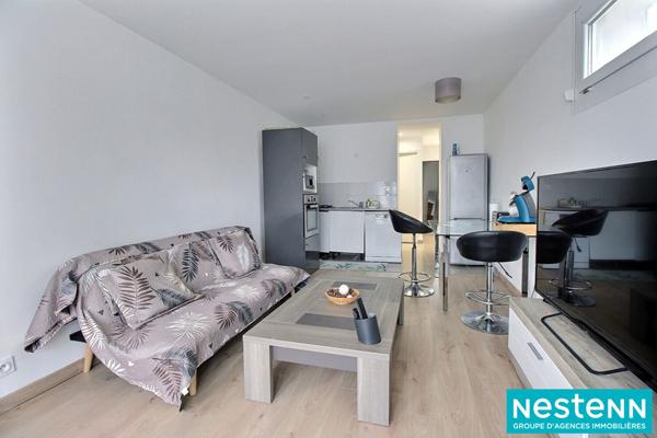 T2 , LUMINEUX, JARDIN, GRAND LARGE DECINES