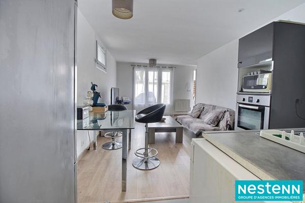 T2 , LUMINEUX, JARDIN, GRAND LARGE DECINES