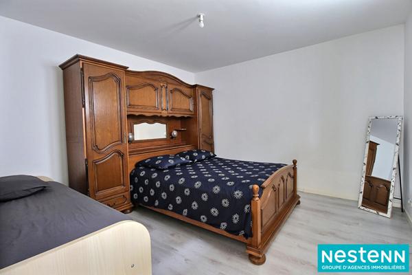 T2 , LUMINEUX, JARDIN, GRAND LARGE DECINES