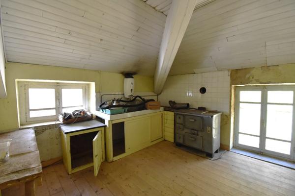 Maison à vendre 12 pièces (07)