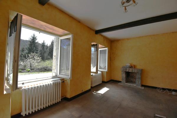 Maison à vendre 12 pièces (07)