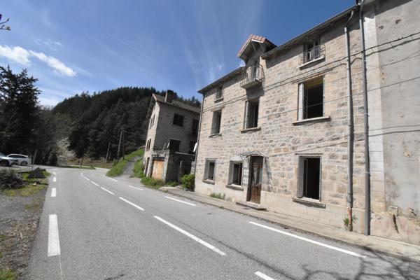 Maison à vendre 12 pièces (07)