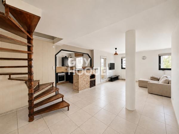 DUPLEX 4 pièces de 92 m² en plein coeur du Centre-Ville