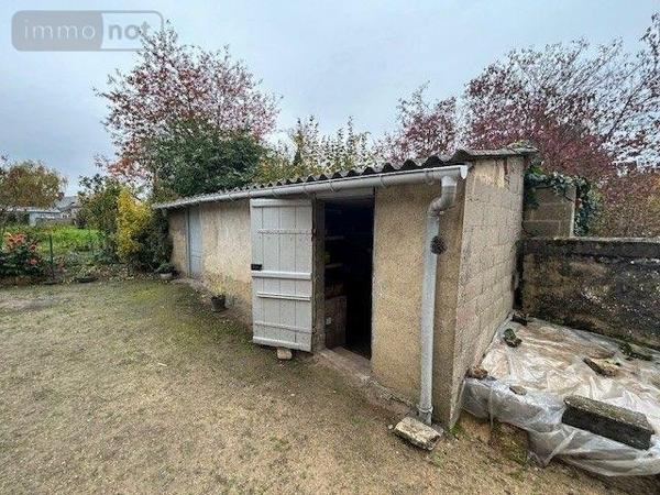 Maison à vendre à Clefs dans le Maine-et-Loire (49150), ref : LB/2561   
centre