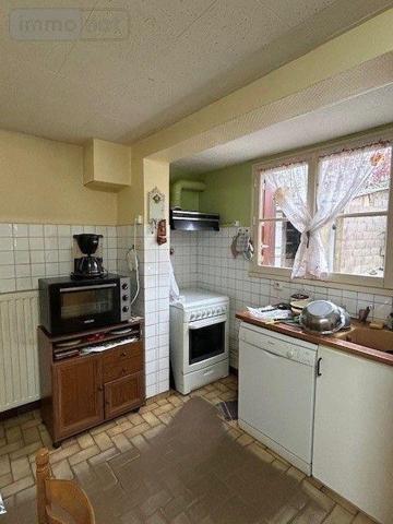 Maison à vendre à Clefs dans le Maine-et-Loire (49150), ref : LB/2561   
centre