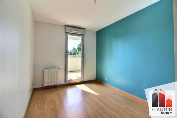 FRANCHEVILLE - Appartement T3 avec balcon et garage