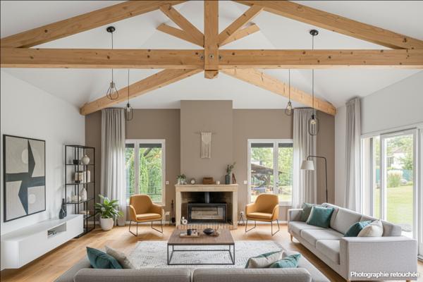 Maison spacieuse à vendre à Écully - 7 chambres, piscine et jardin