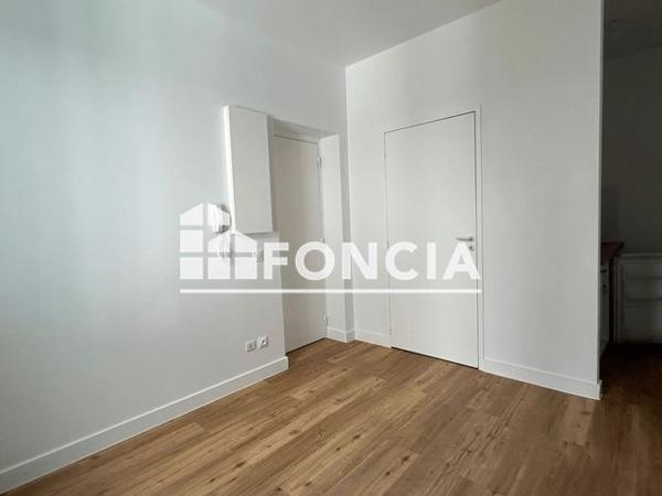 Location Studio 14.91 m² - 74 BIS RUE BONNEFIN Bordeaux 33000