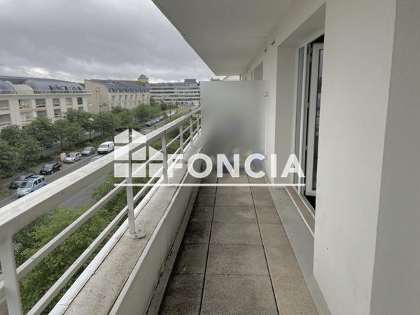 Location Appartement 3 pièces 59.42 m² - 25 AVENUE JEAN ZAY Orleans 45000