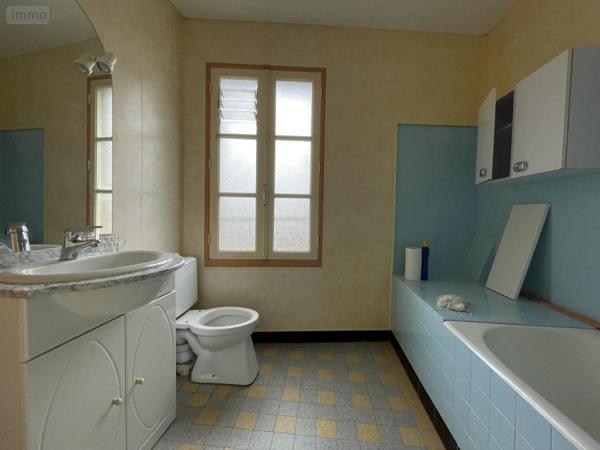 Maison à vendre à Coudrecieux dans la Sarthe (72440), ref : 72033-5