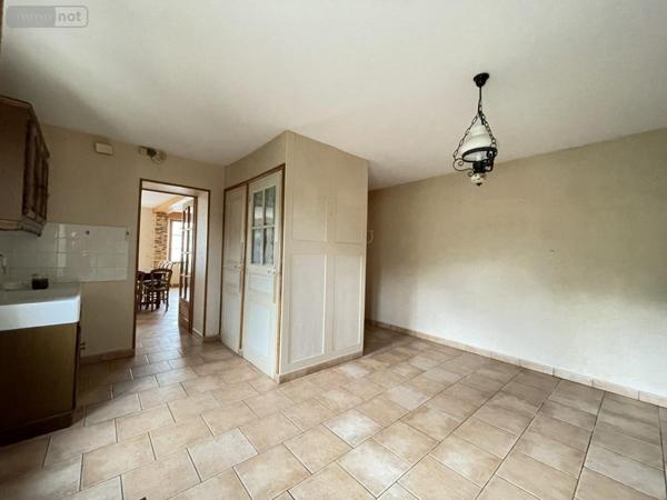 Maison à vendre à Coudrecieux dans la Sarthe (72440), ref : 72033-5