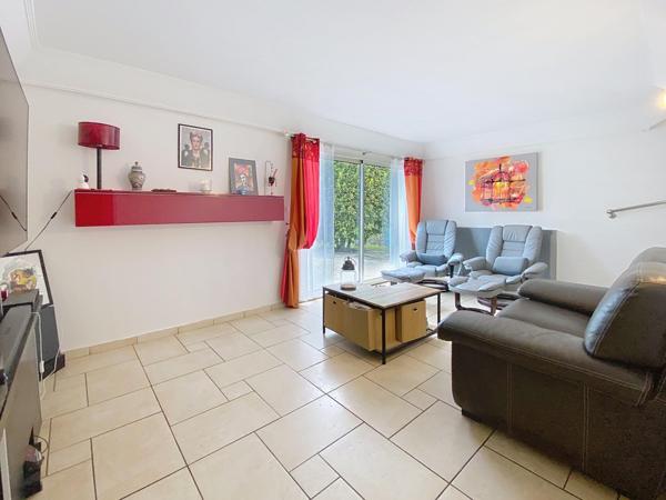 Maison T7 avec double garage et atelier/ 1660m2