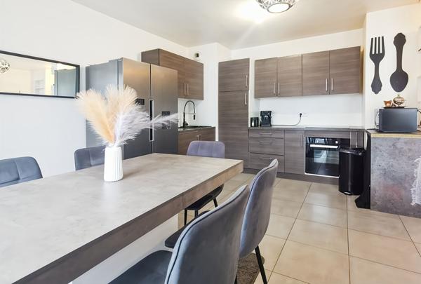 Appartement Rosny Sous Bois 2 pièces avec terrasse