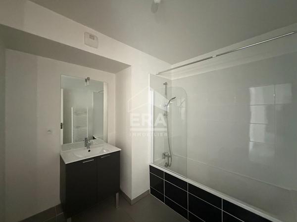A VENDRE 83470 SAINT MAXIMIN LA SAINTE BAUME APPARTEMENT TYPE 3 54 m2 AVEC TERRASSE