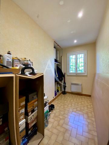 Maison Archiac 5 pièce(s) 139 m2