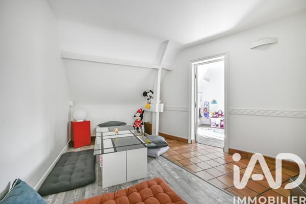 Maison à vendre 8 pièces 214 m² Bougival