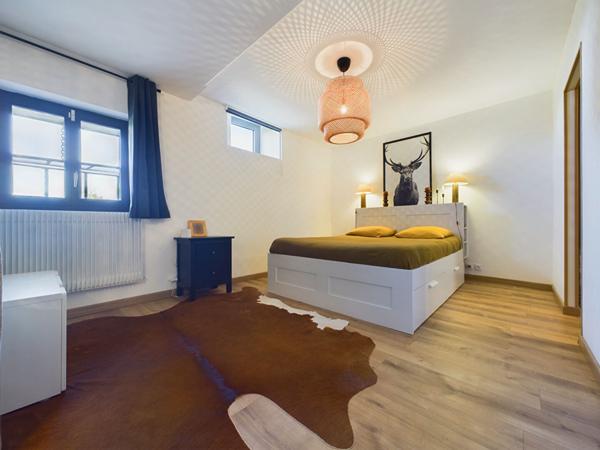 MAISON CHOISY 7 pièce(s) 230 m2