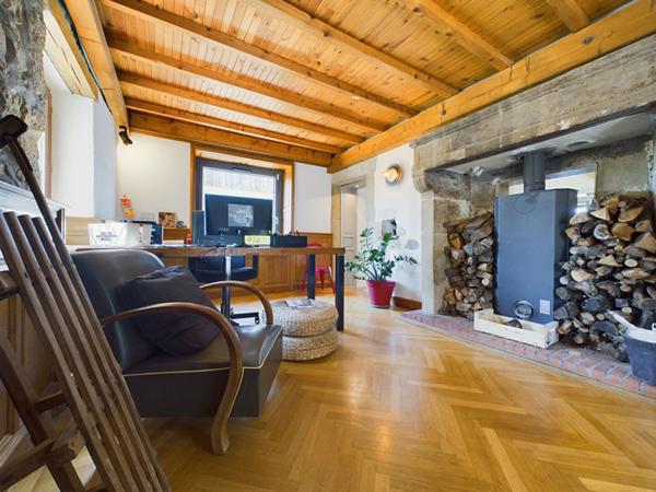 MAISON CHOISY 7 pièce(s) 230 m2