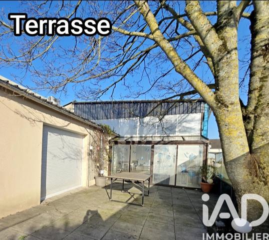 Maison à vendre 7 pièces 207 m² Châteauroux