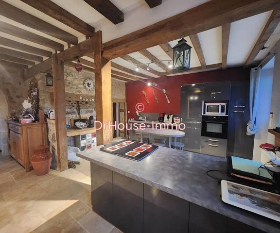 Maison à vendre 7 pièces de 196 m²