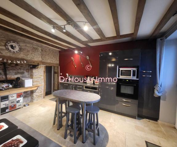 Maison à vendre 7 pièces de 196 m²