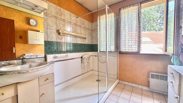 MAISON INDIVIDUELLE Corbeil Essonnes 4 pièce(s) 95 m2