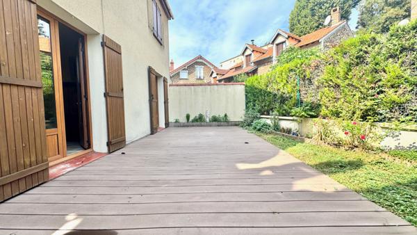 MAISON INDIVIDUELLE Corbeil Essonnes 4 pièce(s) 95 m2