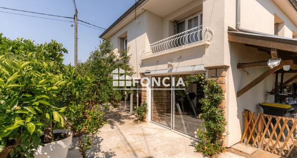 À vendre Maison 5 pièces 177.9 m² - Meyzieu 69330