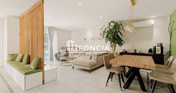 À vendre Maison 5 pièces 177.9 m² - Meyzieu 69330