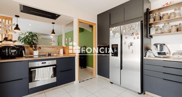 À vendre Maison 5 pièces 177.9 m² - Meyzieu 69330