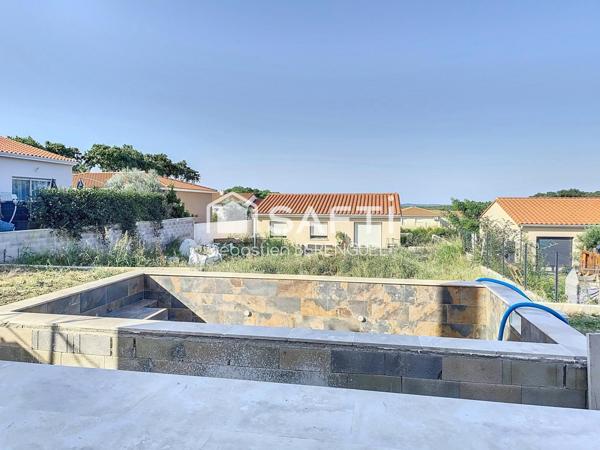 Maison neuve avec garage piscine, confort du plain pied,4 chambres, finitions en cours