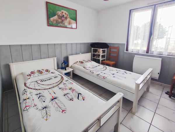 Charmante maison sur sous-sol