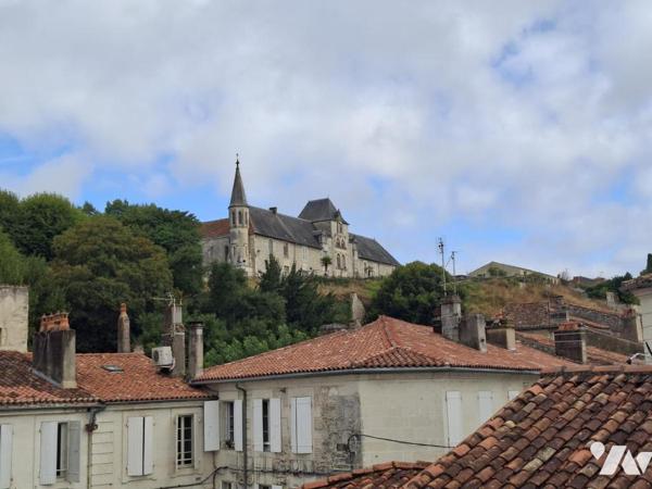 Un appartement T5 en Duplex à SAINTES centre-ville Rive Gauche
