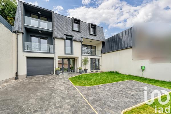 Maison à vendre 12 pièces 245 m² Argenteuil