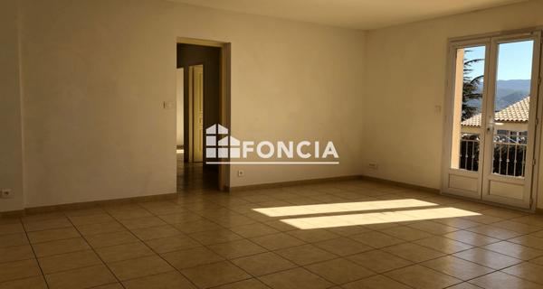 Location Maison 4 pièces 84.27 m² - Rasteau 84110