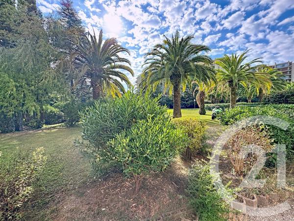 Appartement F7 Et + à vendre  7 pièces - 169,77 m2 MANDELIEU LA NAPOULE - 06