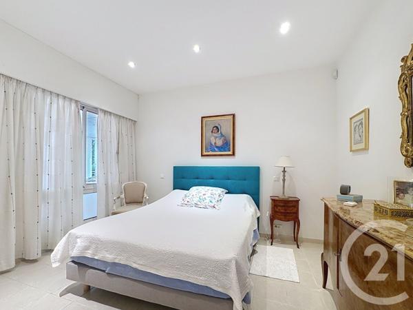 Appartement F7 Et + à vendre  7 pièces - 169,77 m2 MANDELIEU LA NAPOULE - 06