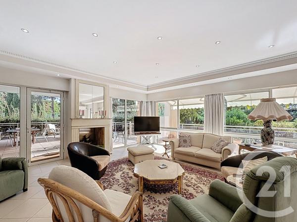 Appartement F7 Et + à vendre  7 pièces - 169,77 m2 MANDELIEU LA NAPOULE - 06