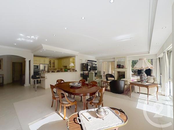 Appartement F7 Et + à vendre  7 pièces - 169,77 m2 MANDELIEU LA NAPOULE - 06