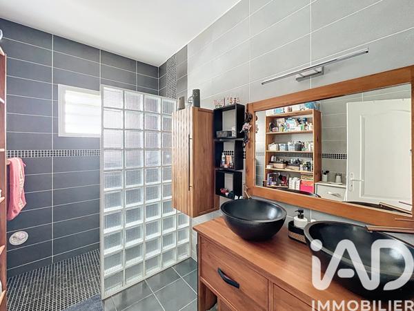 Maison à vendre 4 pièces 123 m² Le Tampon