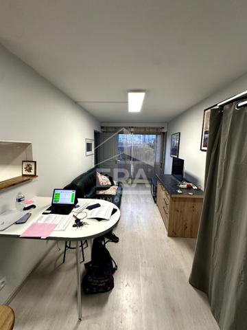 Appartement Paris 1 pièce(s) 31 m2