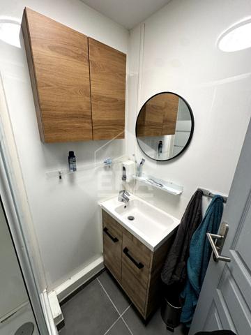 Appartement Paris 1 pièce(s) 31 m2